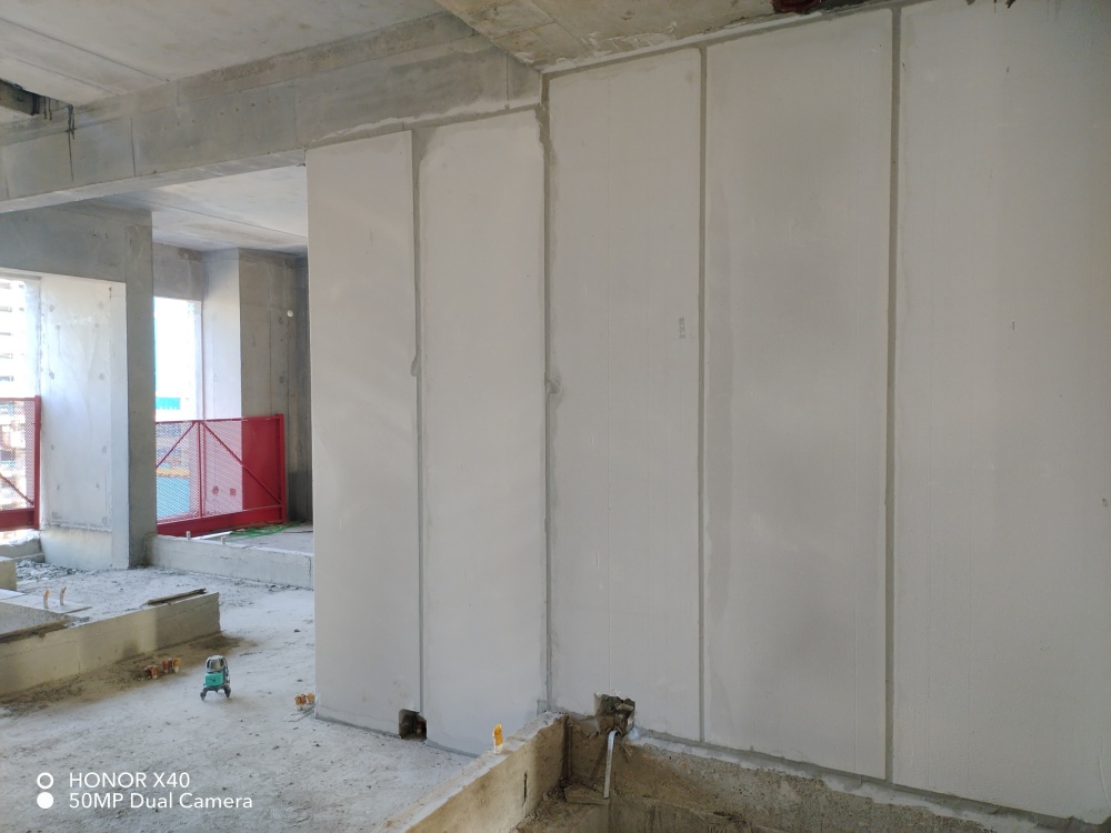 alc隔墻板多少錢一個(gè)平方？