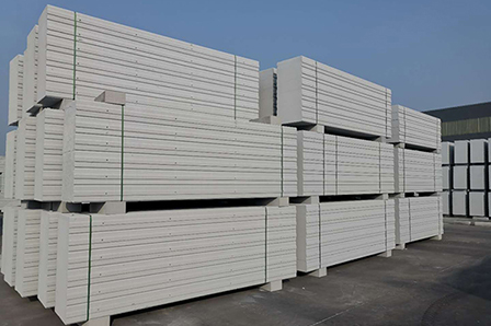 輕質(zhì)隔墻板養(yǎng)護必不可少！